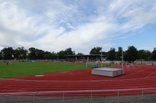 5-Ländervergleich U14, 13.09.25
Eine etwas weitere Reise führte Samuel heute nach Gotha. Der Grund?
Er wurde in die Landesauswahl Sachsens berufen zum Landervergleich der Jugend U14. Samu wurde für den Spint nominiert. Wir sind super stolz auf dich!!

Weitere Informationen findet ihr unter www.lac-krostitz.de 

#leichtathletik #lucky #lackrostitz #wettkampf #stolz